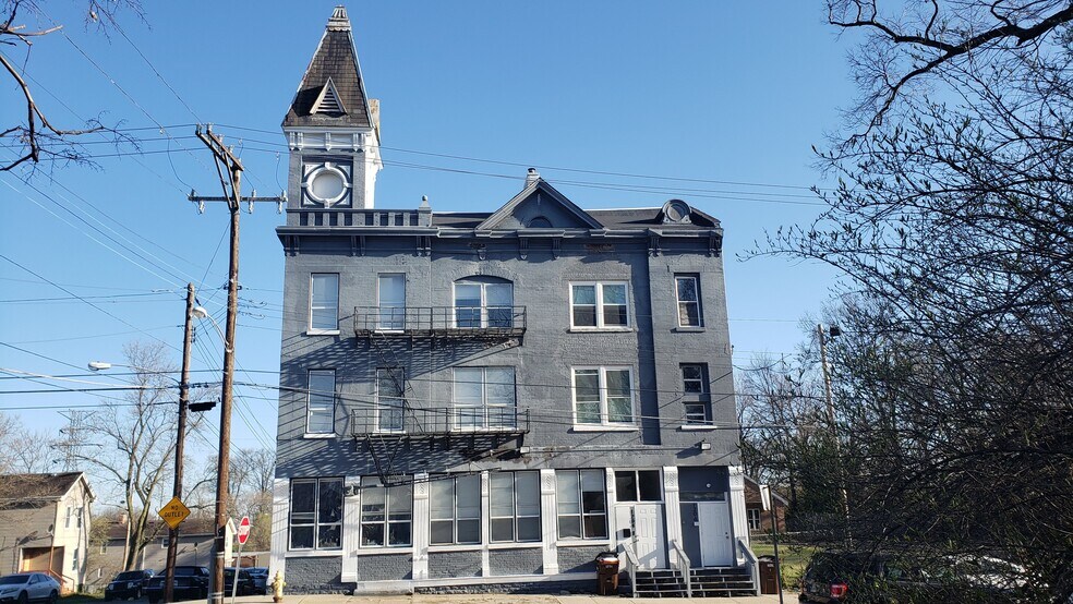 Primary Photo Of 2904 Alms Pl, Cincinnati Apartments For Sale