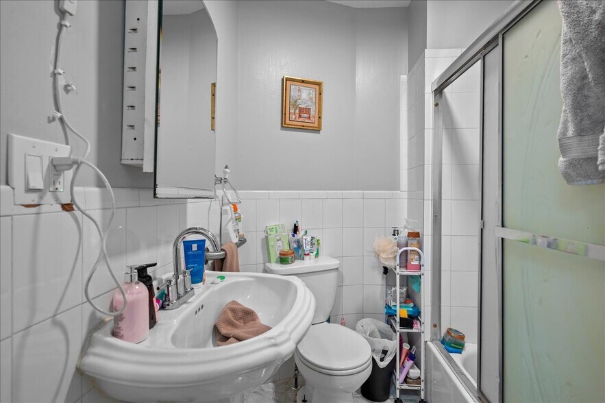 More Photos Of 95 Grant St, Rye Brook Multifamily For Sale