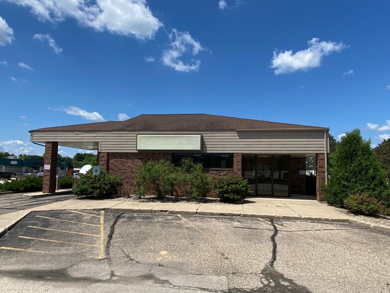 More Photos Of 764 Broadway, Berlin Bank For Sale