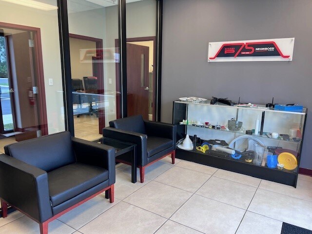 More Photos Of 311 Carroll Dr, New Castle Warehouse For Lease