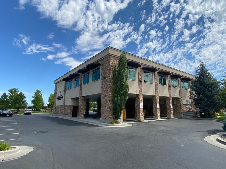 More Photos Of 753 W South Jordan Pky, South Jordan Bank For Lease