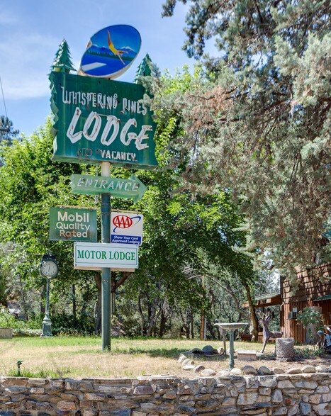 More Photos Of 13745 Sierra Way, Kernville Hotel For Sale