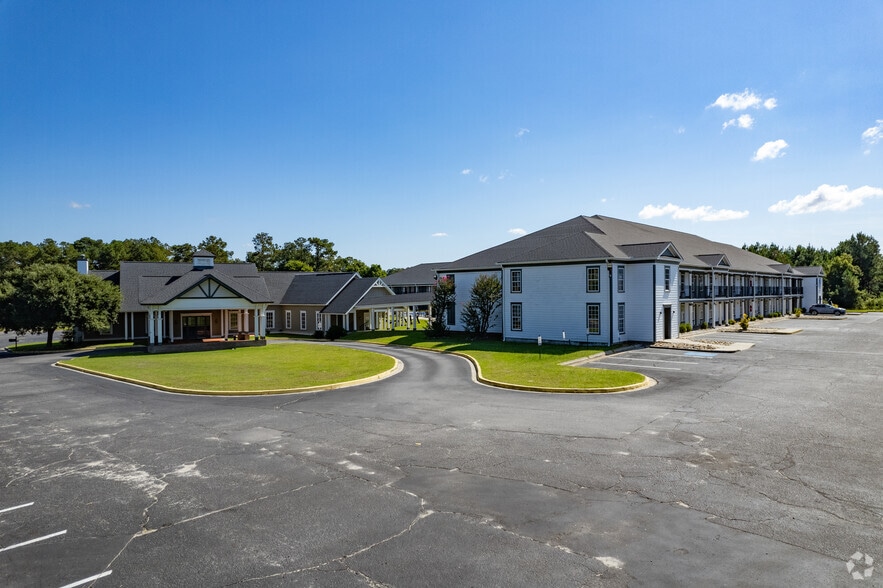 More Photos Of 8929 Old Number Six Hwy, Santee Hotel For Sale