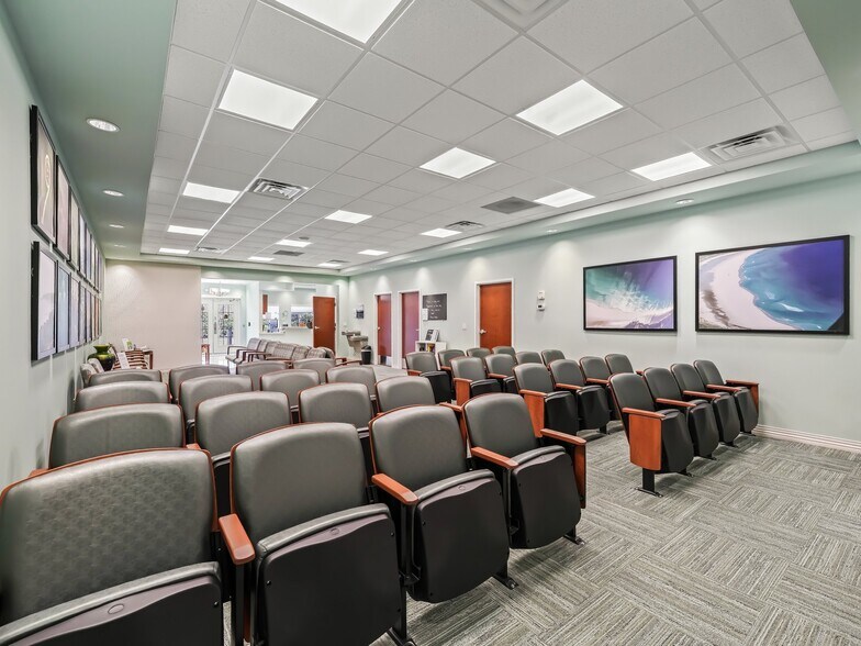 More Photos Of 4636 Bellwether Ln, Oxford Medical For Lease