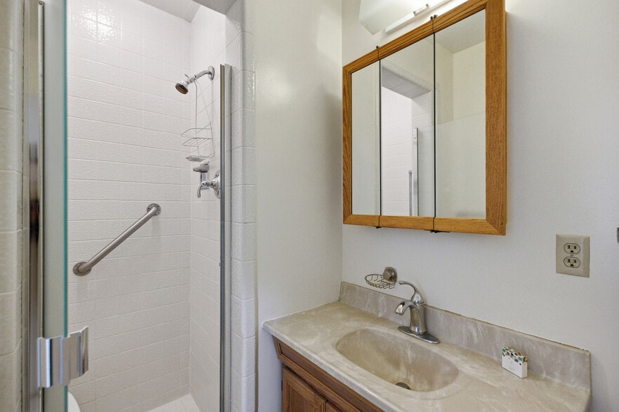 More Photos Of 3900 Balboa St, San Francisco Religious Facility For Sale