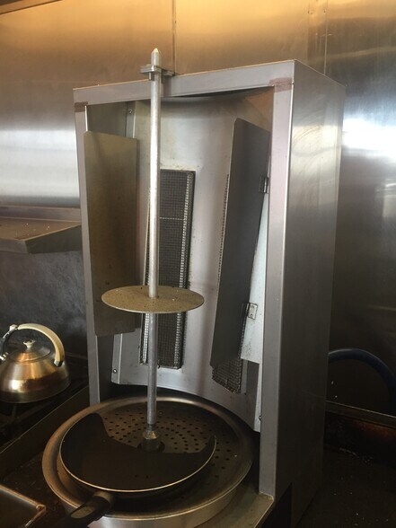 More Photos Of 5050 S 13th Ave, Fargo Freestanding For Lease