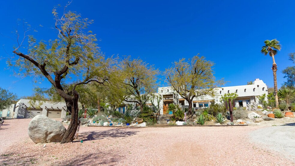 More Photos Of 14505 Yerxa Rd, Desert Hot Springs Hotel For Sale