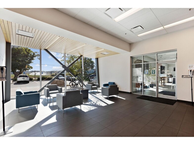 More Photos Of 5385 216 St, Langley Restaurant For Sale