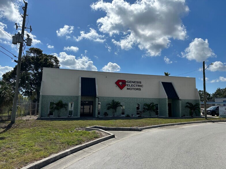 Primary Photo Of 6330 N 118th Ave, Largo Manufacturing For Lease