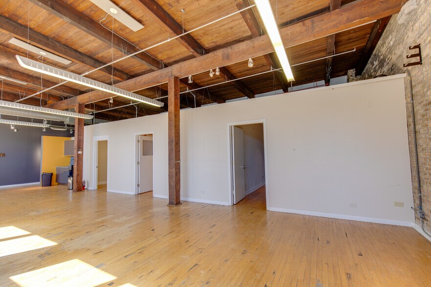 More Photos Of 1000 N Halsted St, Chicago Loft Creative Space For Lease