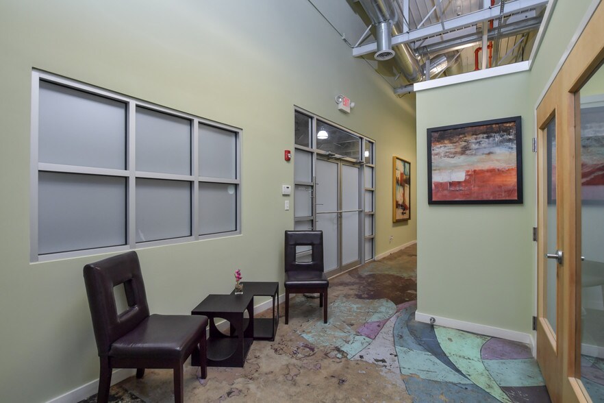 More Photos Of 650 Hamilton Ave SE, Atlanta Unknown For Lease