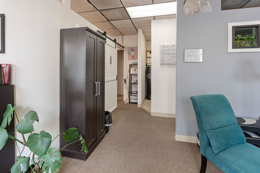 More Photos Of 6050 State Route 179, Sedona Office For Sale