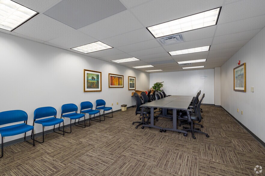 More Photos Of 11960 Westline Industrial Dr, Saint Louis Office For Lease