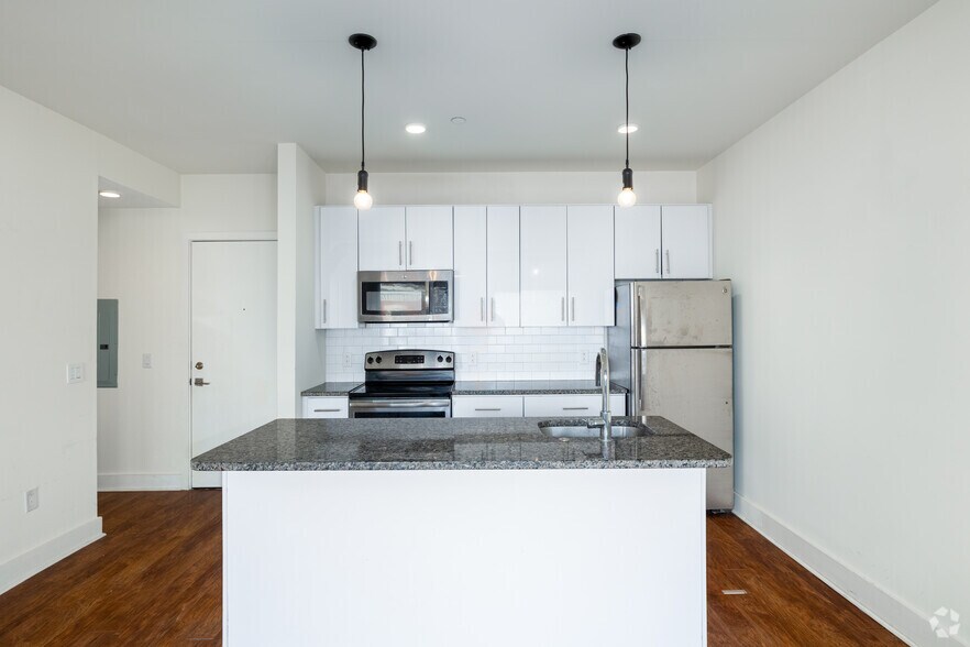 More Photos Of 2617-2619 W Girard Ave, Philadelphia Apartments For Sale