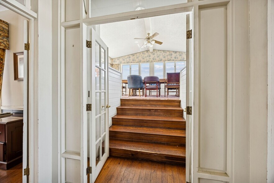 More Photos Of 501 N 3rd St, Fernandina Beach Office For Sale