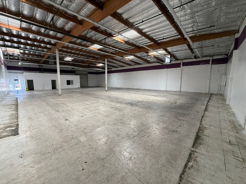 More Photos Of 2550 Main St, Chula Vista Unknown For Lease