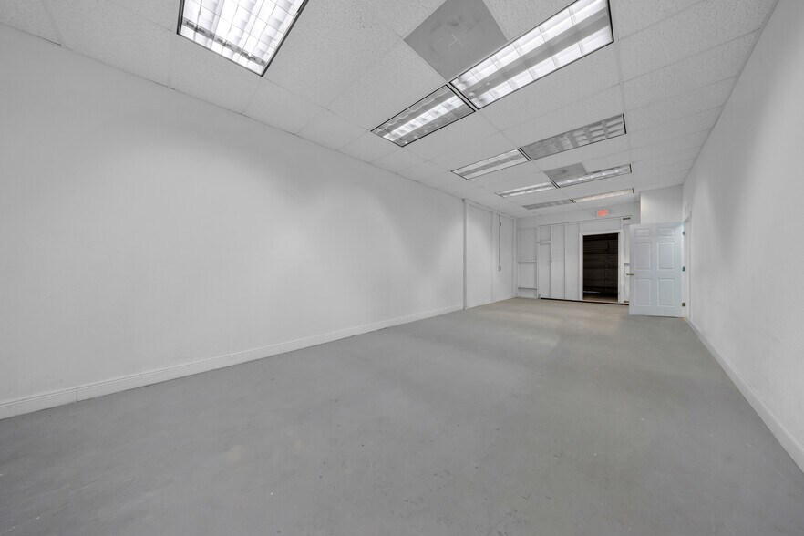 More Photos Of 7760 W 20th Ave, Hialeah Warehouse For Sale