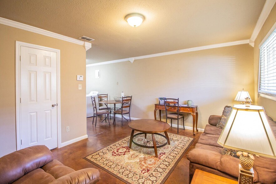 More Photos Of 1601 44th St, Lubbock Religious Facility For Sale