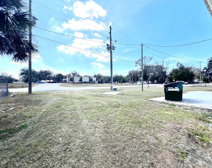 More Photos Of 4822 Gall Blvd, Zephyrhills Freestanding For Lease