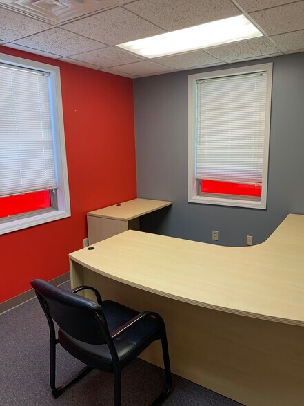 More Photos Of 349 W Washington St, Morgantown Medical For Lease