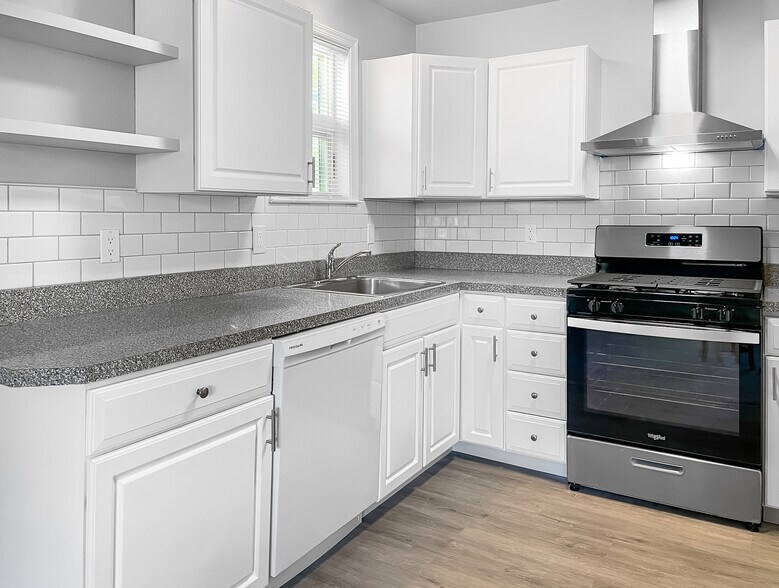 More Photos Of 200 Barker Ave, Sharon Hill Multifamily For Sale