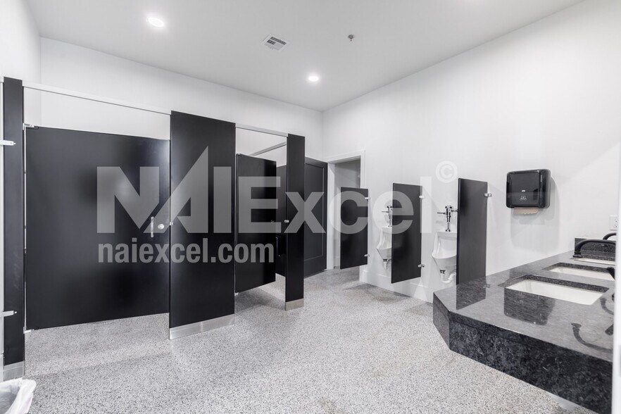 More Photos Of 84 W 1470 S S, St George Office For Sale