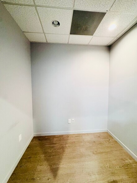 More Photos Of 588-590 Washington Blvd, Marina Del Rey Freestanding For Lease