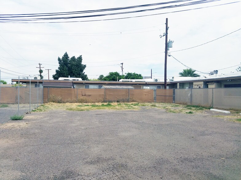 More Photos Of 4810 W Glendale Ave, Glendale Office For Sale