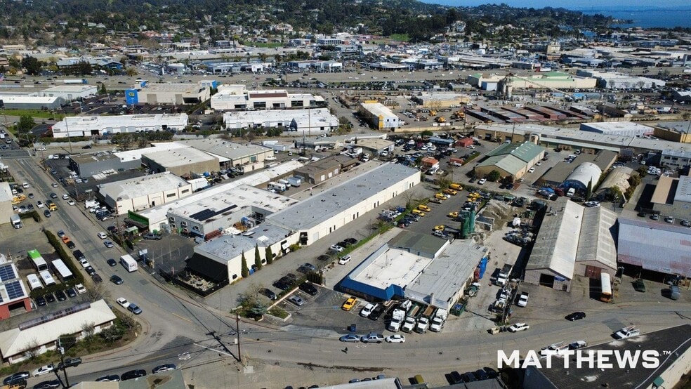 More Photos Of 45 De Luca Pl, San Rafael Showroom For Lease