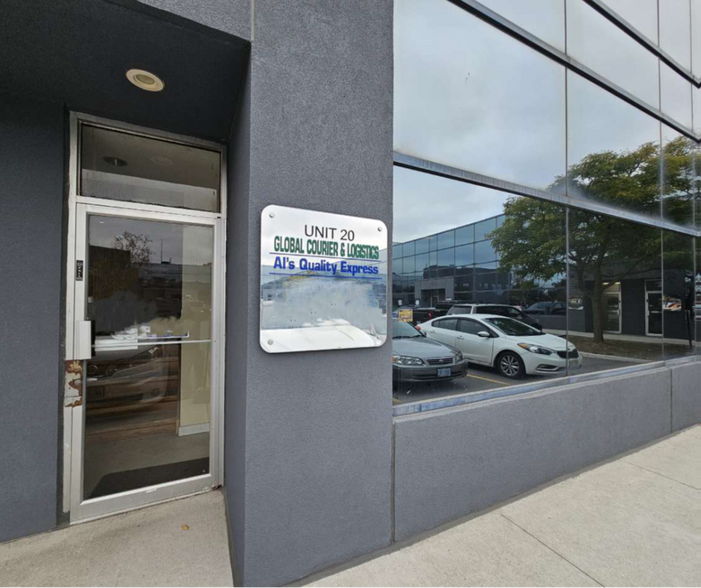 More Photos Of 2355 Derry Rd E, Mississauga Office For Sale