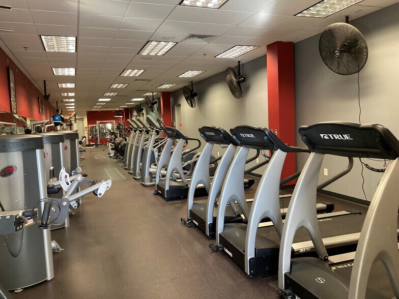 More Photos Of 475 Quality Cir, Huntsville Office For Lease