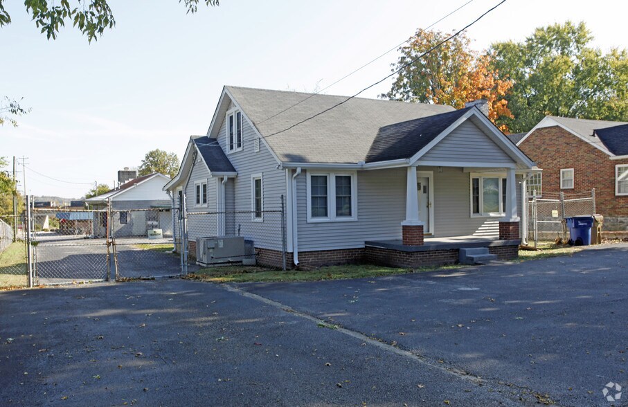 More Photos Of 124 Two Mile Pike, Goodlettsville Loft Creative Space For Sale