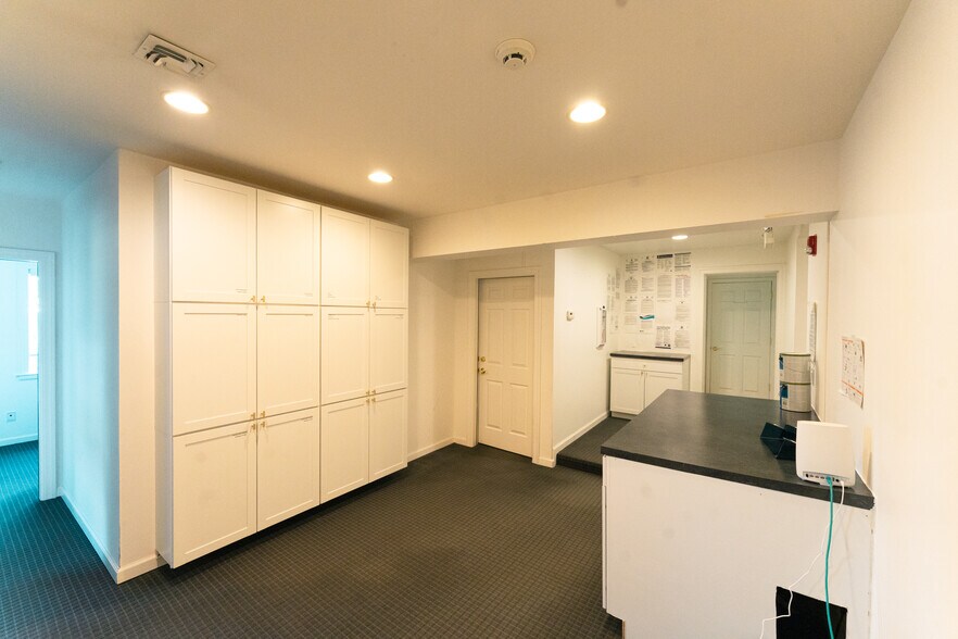 More Photos Of 5371 Kietzke Ln, Reno Office For Sale