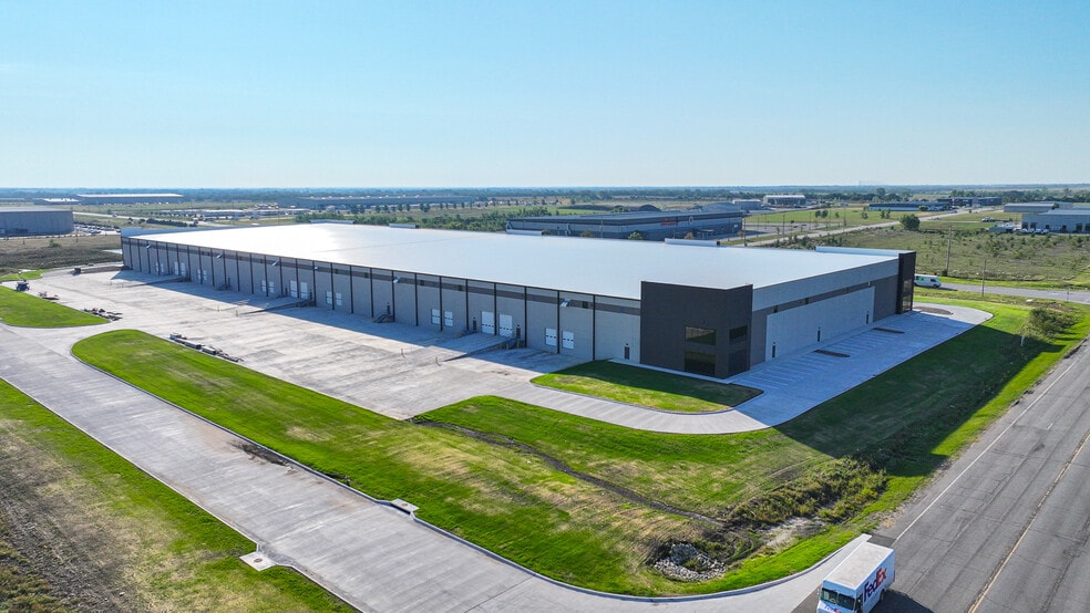 More Photos Of NEC of 53rd St & N Webb rd, Bel Aire Distribution For Lease