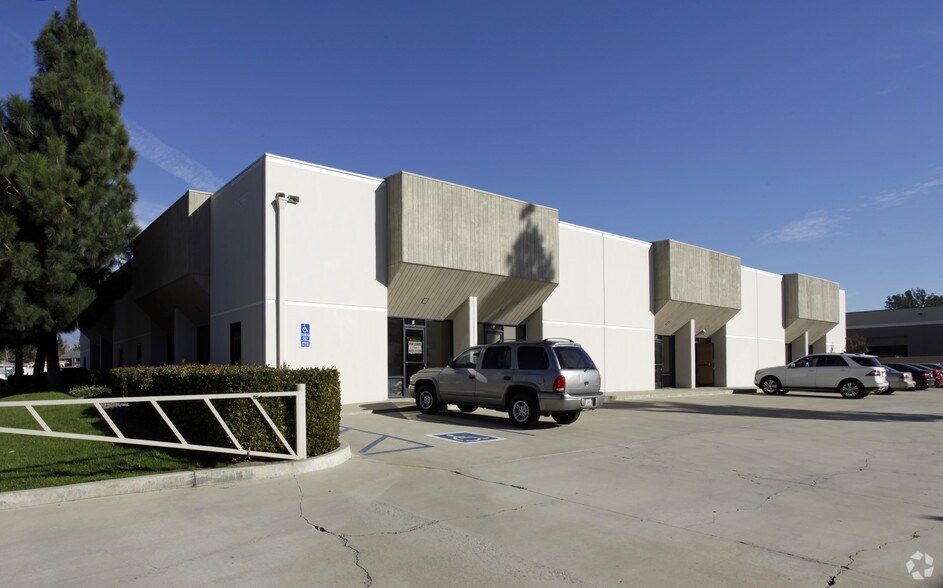 More Photos Of 4702 Chino Ave, Chino Unknown For Lease