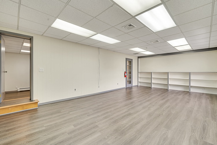 More Photos Of 107 Stuyvesant Ave, Lyndhurst Office For Lease