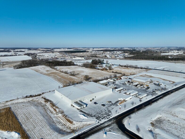 More Photos Of 2700 Alreich Ave, Baldwin Service For Sale