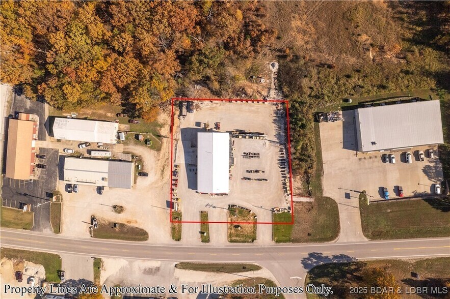 More Photos Of 706 N Main St, Gravois Mills General Retail For Sale