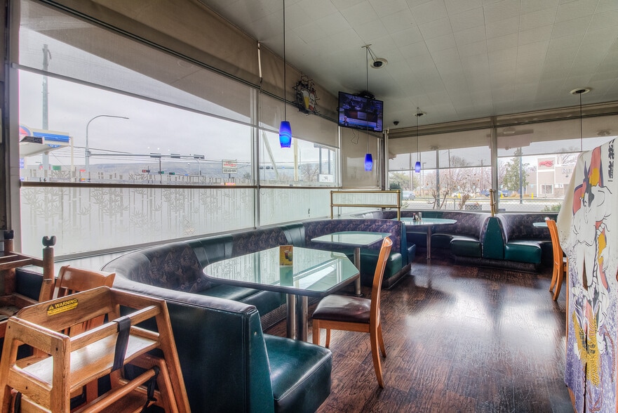More Photos Of 822 N 1st St, Yakima Restaurant For Sale