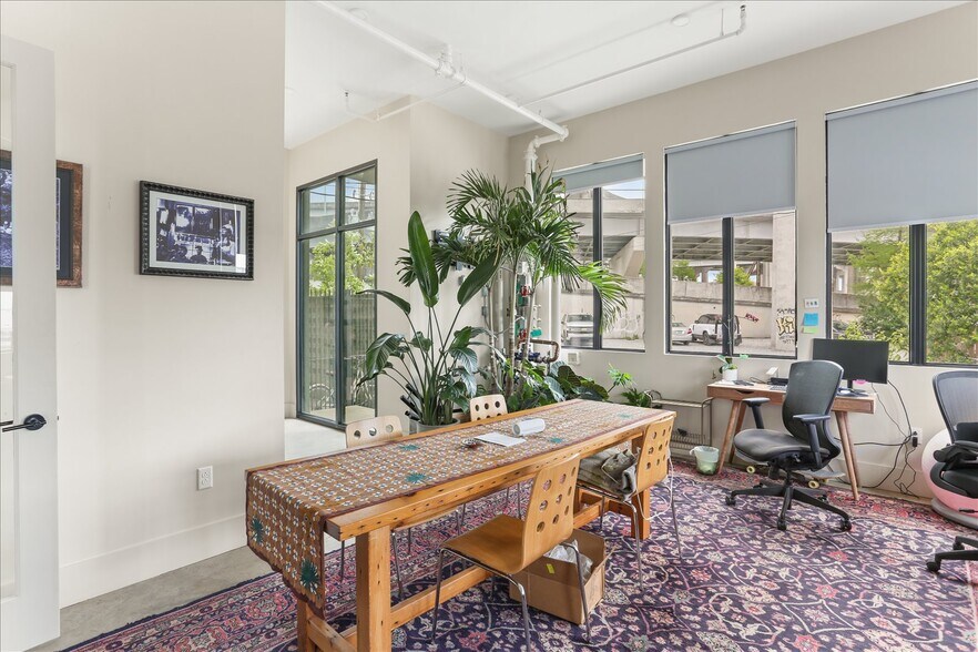 More Photos Of 825 Thalia St, New Orleans Storefront Retail Office For Sale