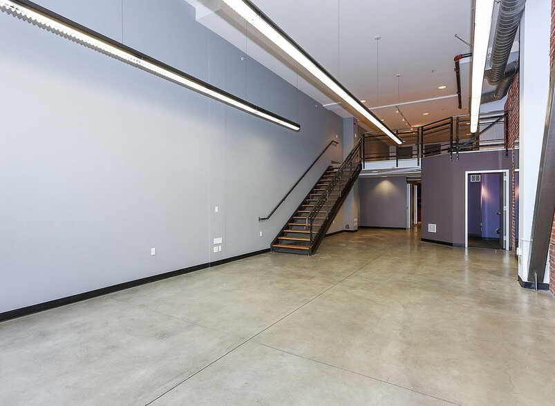 More Photos Of 1233-1235 Howard St, San Francisco Loft Creative Space For Sale