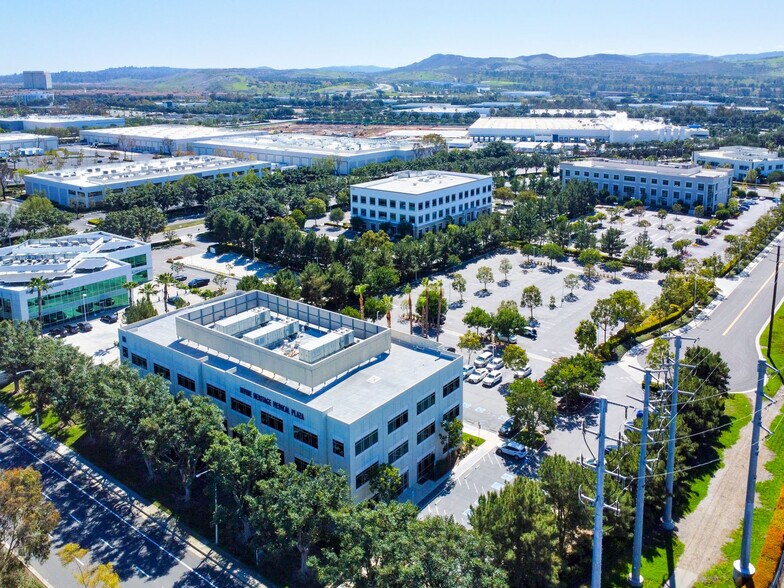 More Photos Of 18 Endeavor, Irvine Medical For Lease