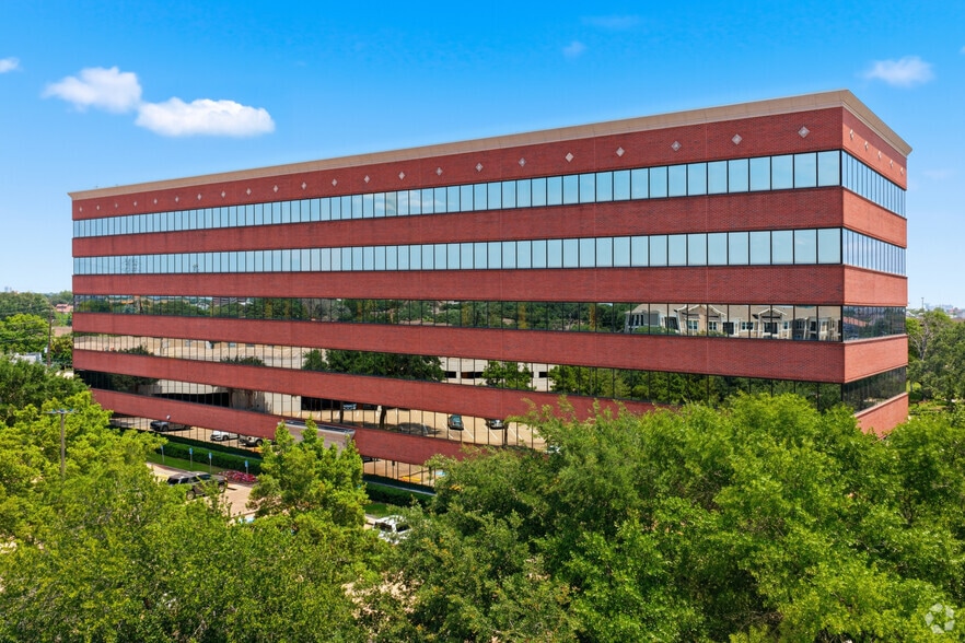 More Photos Of 11200 Richmond Ave, Houston Office For Lease