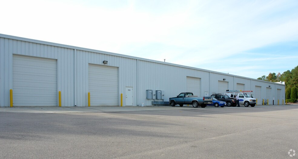 More Photos Of 1229 Perry Rd, Apex Light Distribution For Lease