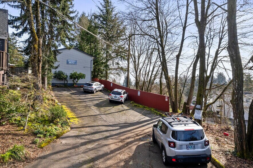 More Photos Of 7820 SW 17th Dr, Portland Apartments For Sale