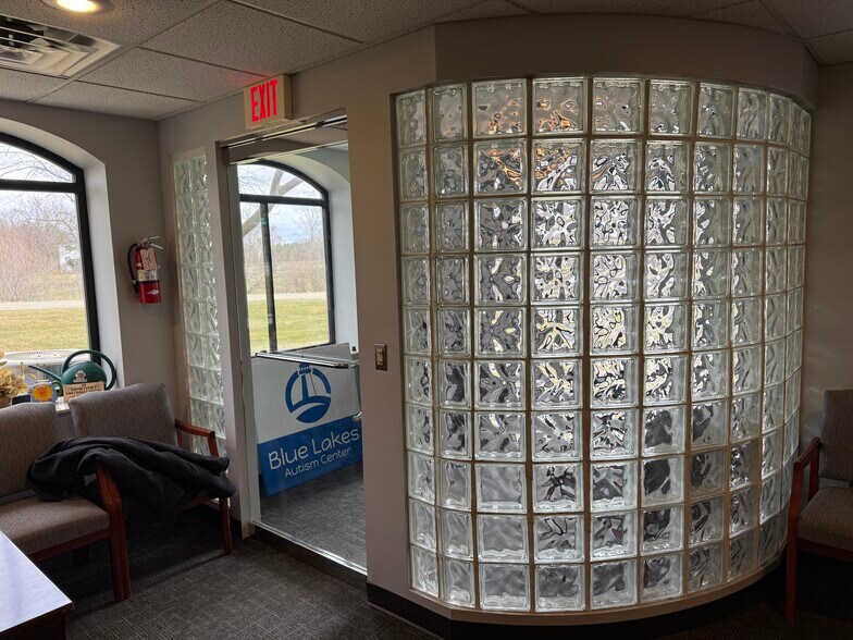 More Photos Of 8285 S Saginaw St, Grand Blanc Office For Lease