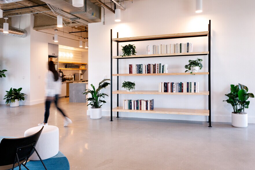 More Photos Of 8910 University Center Ln, San Diego Coworking Space