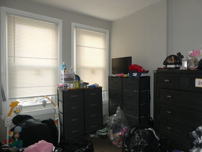 More Photos Of , Philadelphia Unknown For Sale