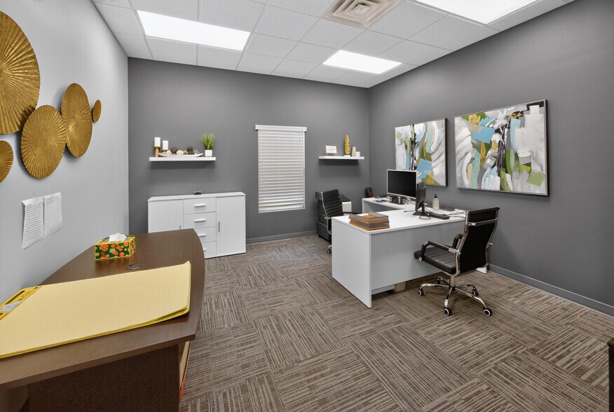 More Photos Of 842 Highway 466, Lady Lake Office For Lease