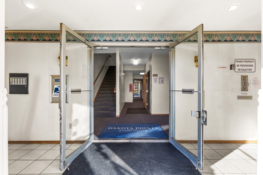 More Photos Of 200-208 E 39th St, South Sioux City Apartments For Sale